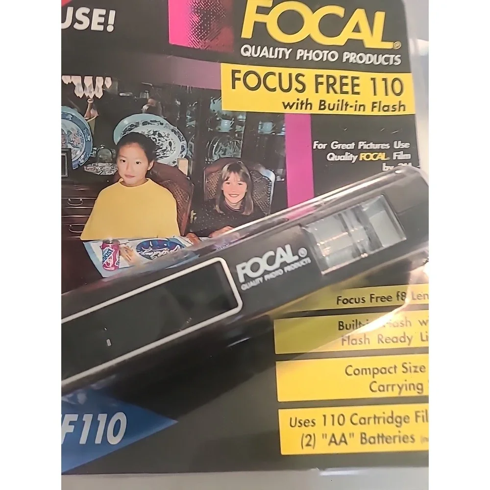 Vtg Kmart FF-10 Focus Free 110 Pocket Camera Flash NEW In Package TV Movie Prop